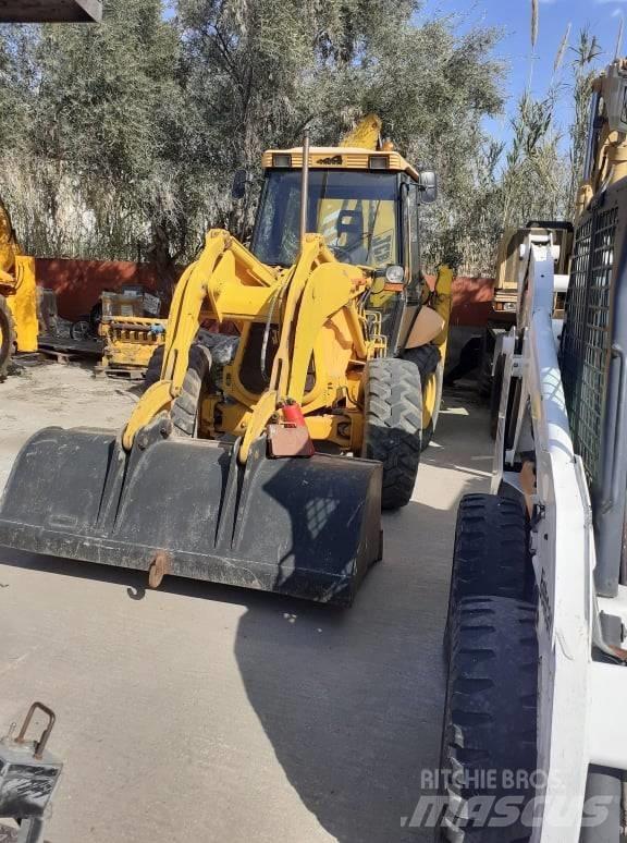 JCB 2DXSM Kolesové nakladače
