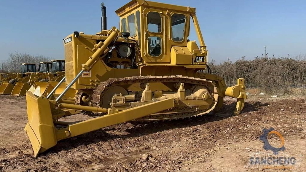 CAT D 8 K Pásové dozéry