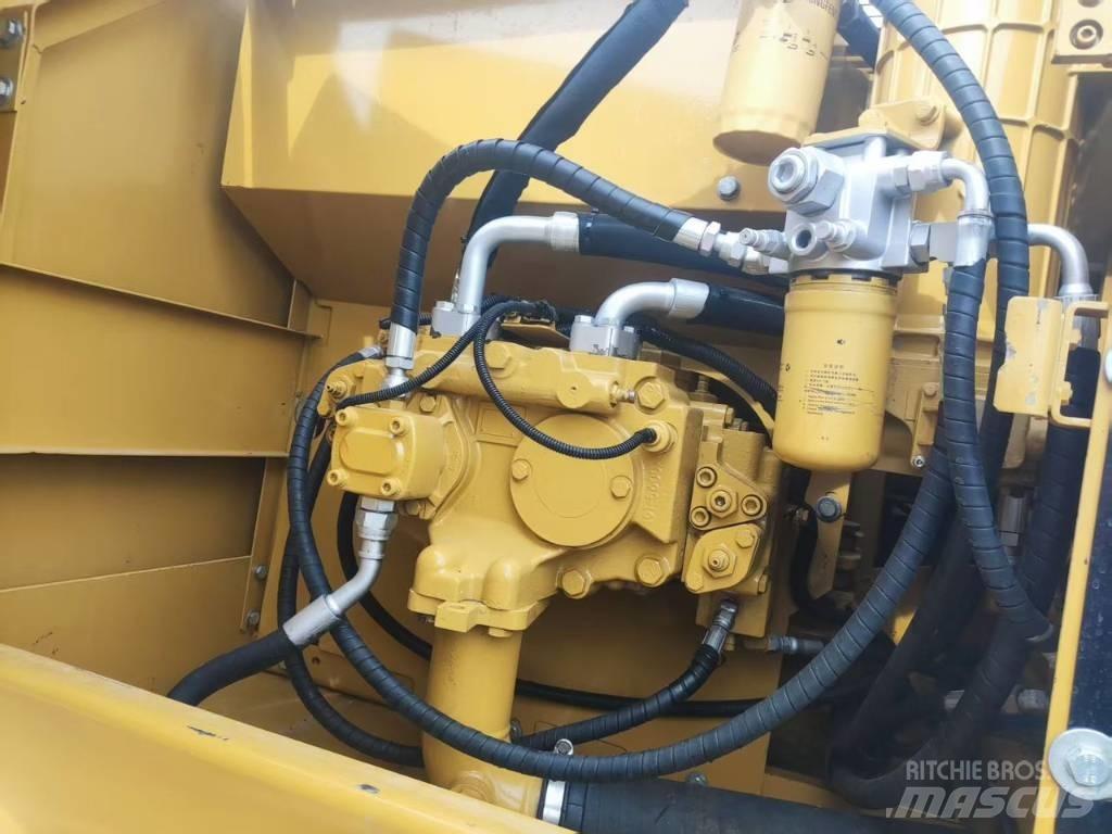 CAT 320 C Pásové rýpadlá