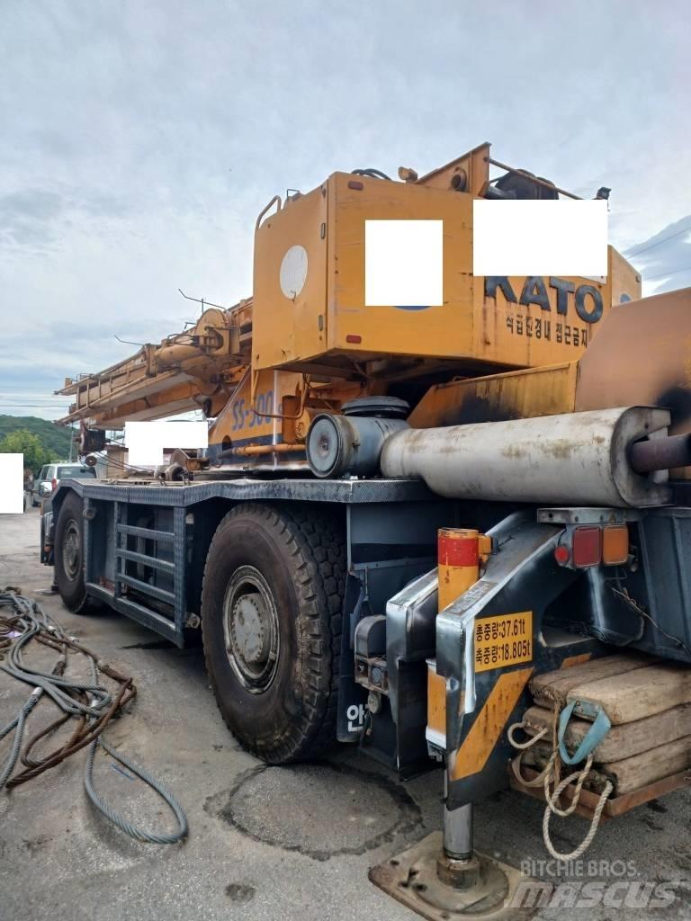 Kato SS 500 Žeriavy pre ťažký terén