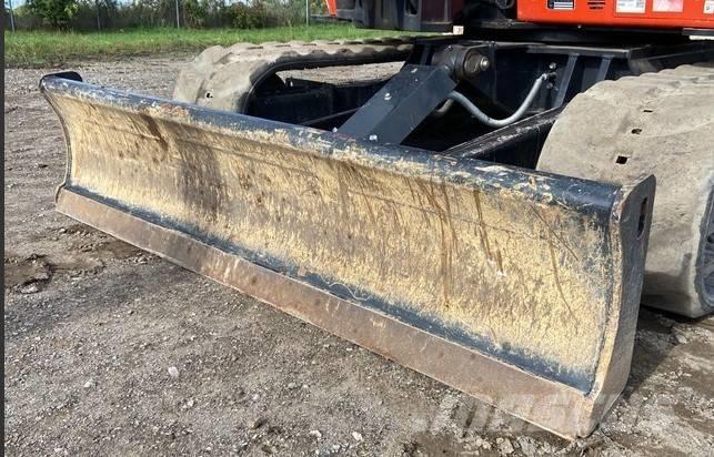 Kubota KX080-4S2 Pásové rýpadlá