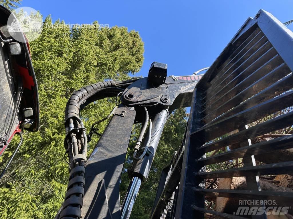 Komatsu 845 Lesné traktory