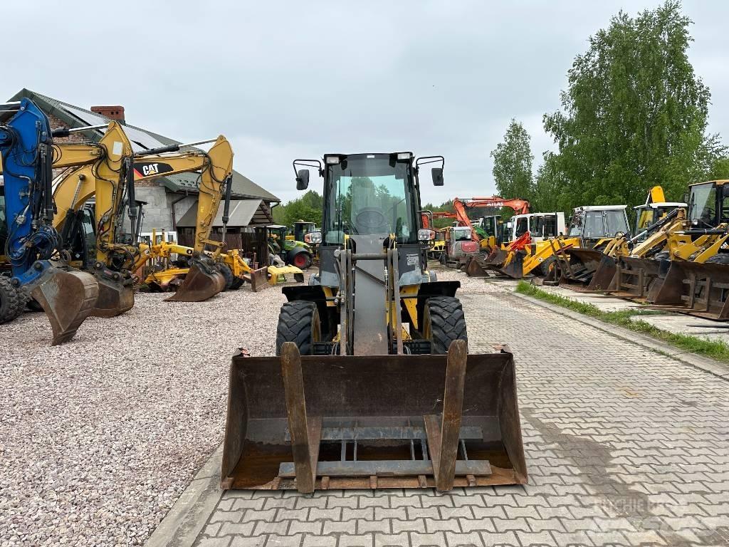 New Holland W 70 TC Kolesové nakladače