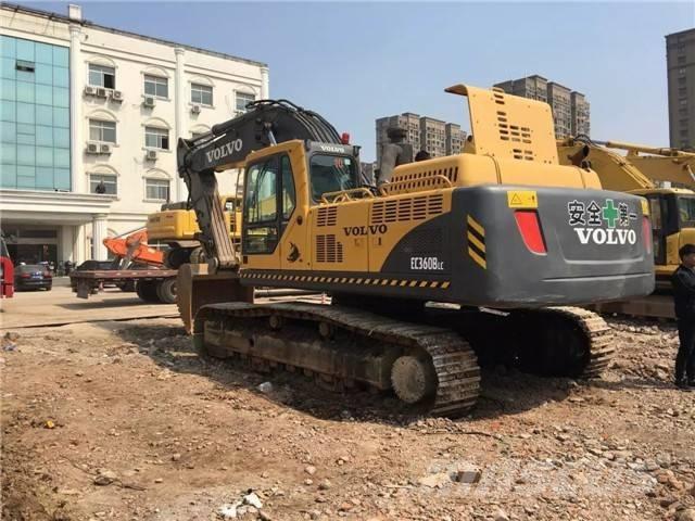 Volvo EC 360 B LC Pásové rýpadlá