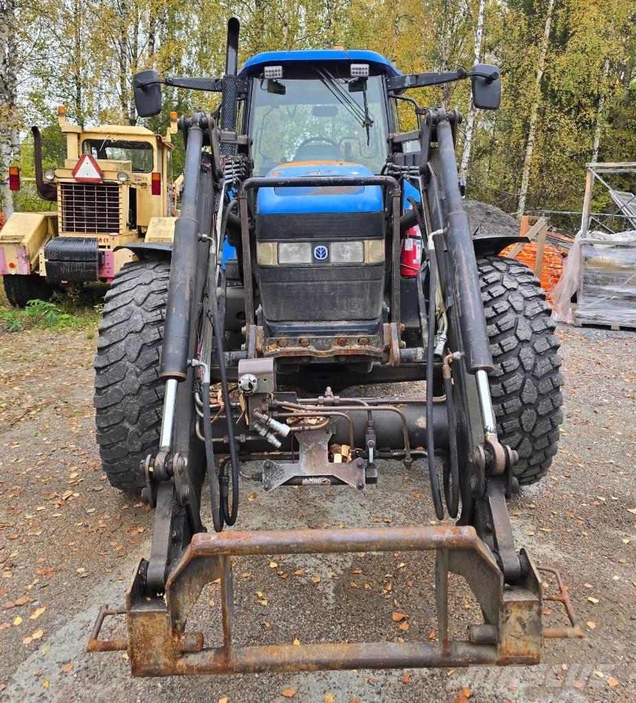 New Holland TM 120 Traktory