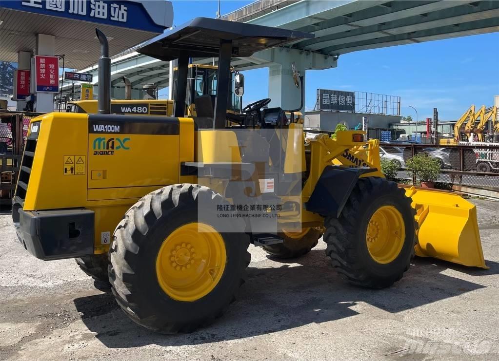 Komatsu WA100M-3 Kolesové nakladače