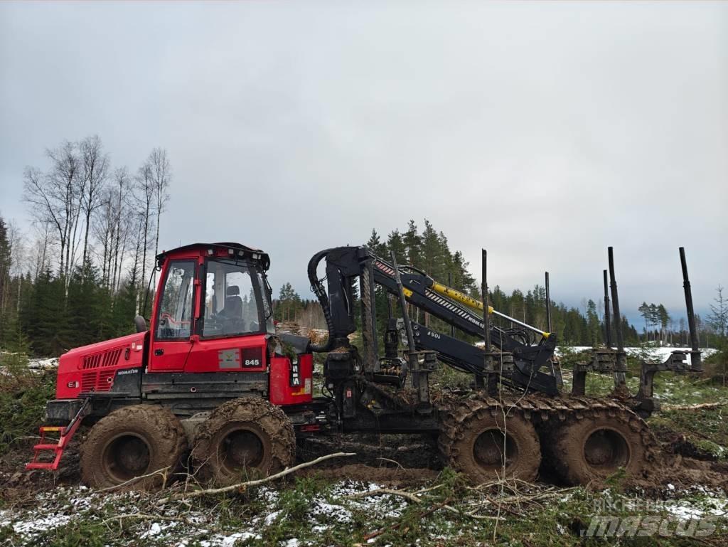 Komatsu 845 Lesné traktory