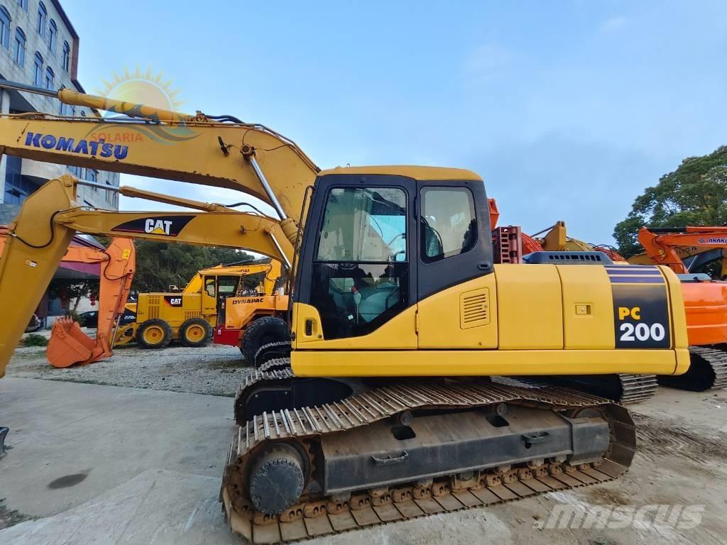 Komatsu PC 200-7 Pásové rýpadlá
