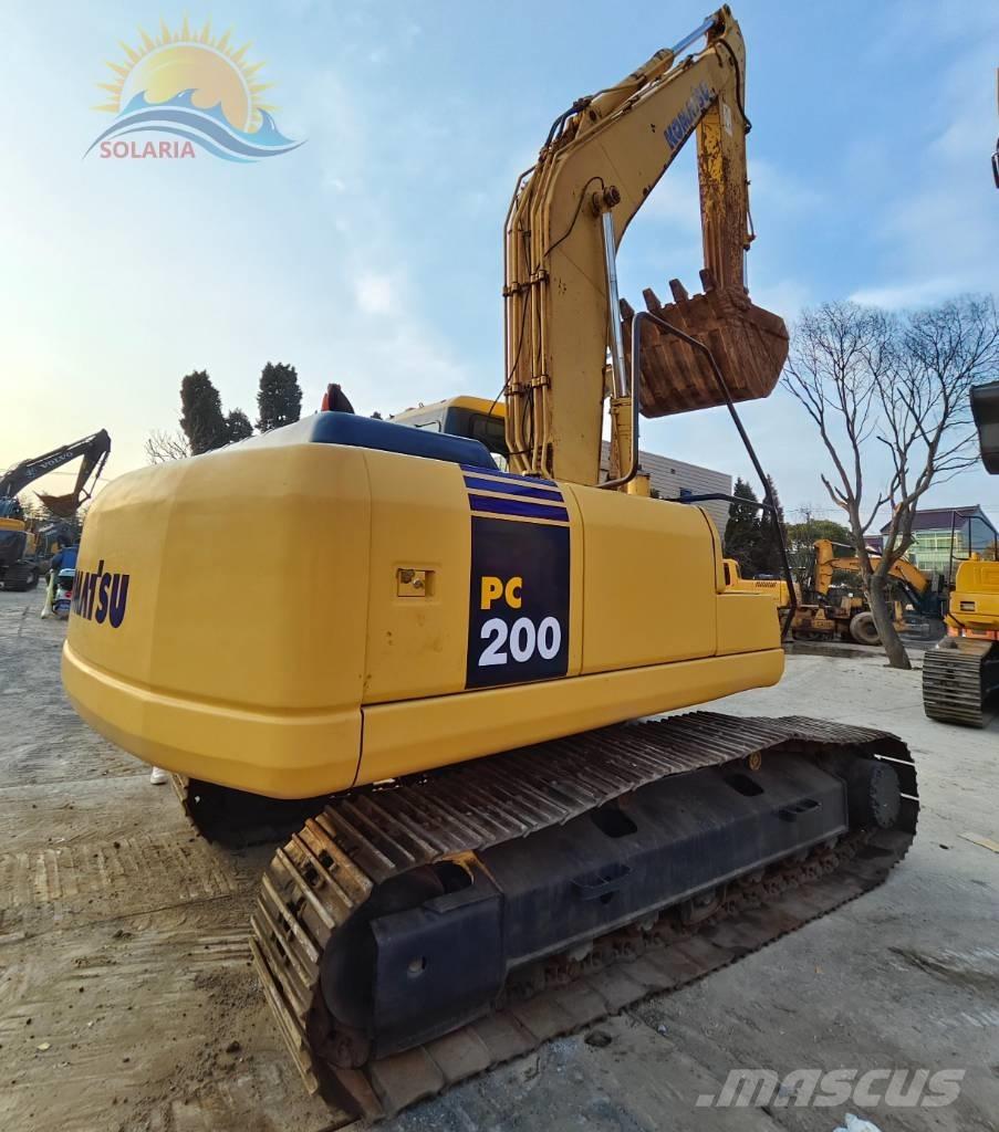 Komatsu PC 200-7 Pásové rýpadlá
