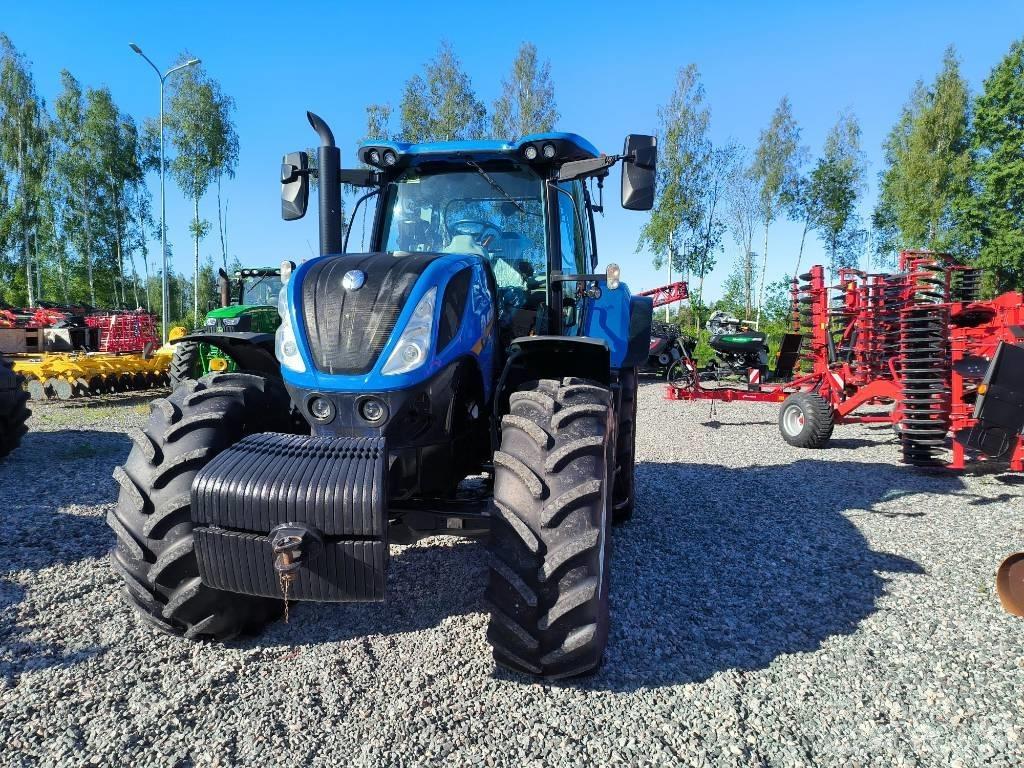 New Holland T 7.230 Traktory