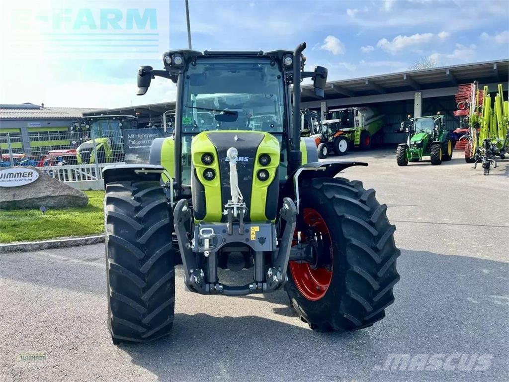 CLAAS axos 3.105 Traktory