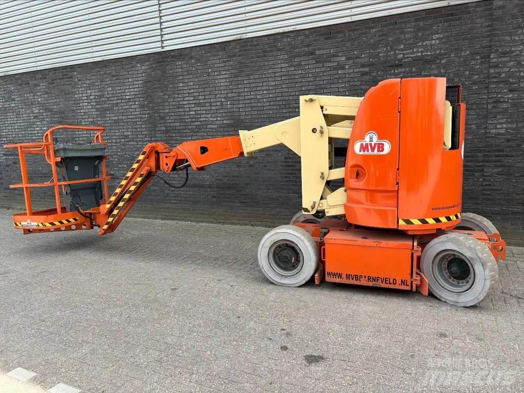 JLG E300AJP Kĺbové plošiny