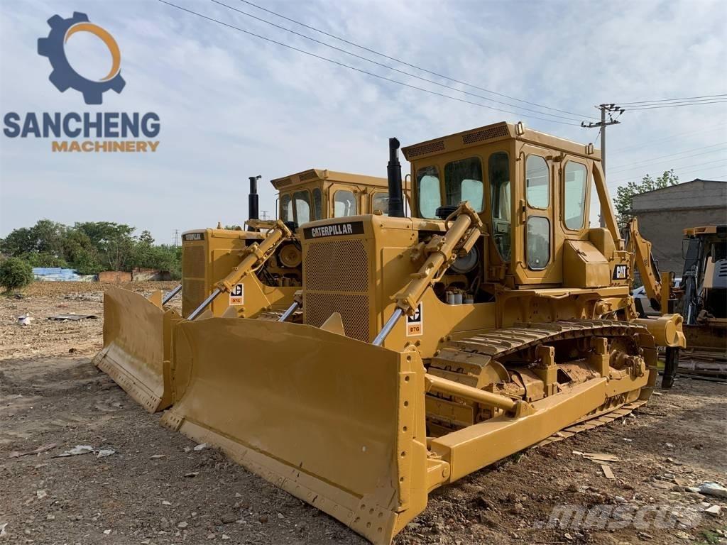 CAT D7G Pásové dozéry