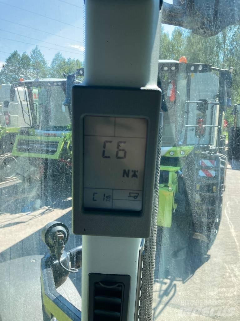 CLAAS Axion 830 CIS Traktory