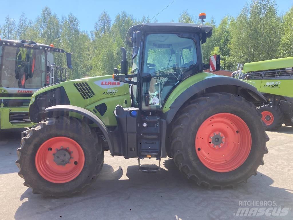 CLAAS Axion 830 CIS Traktory
