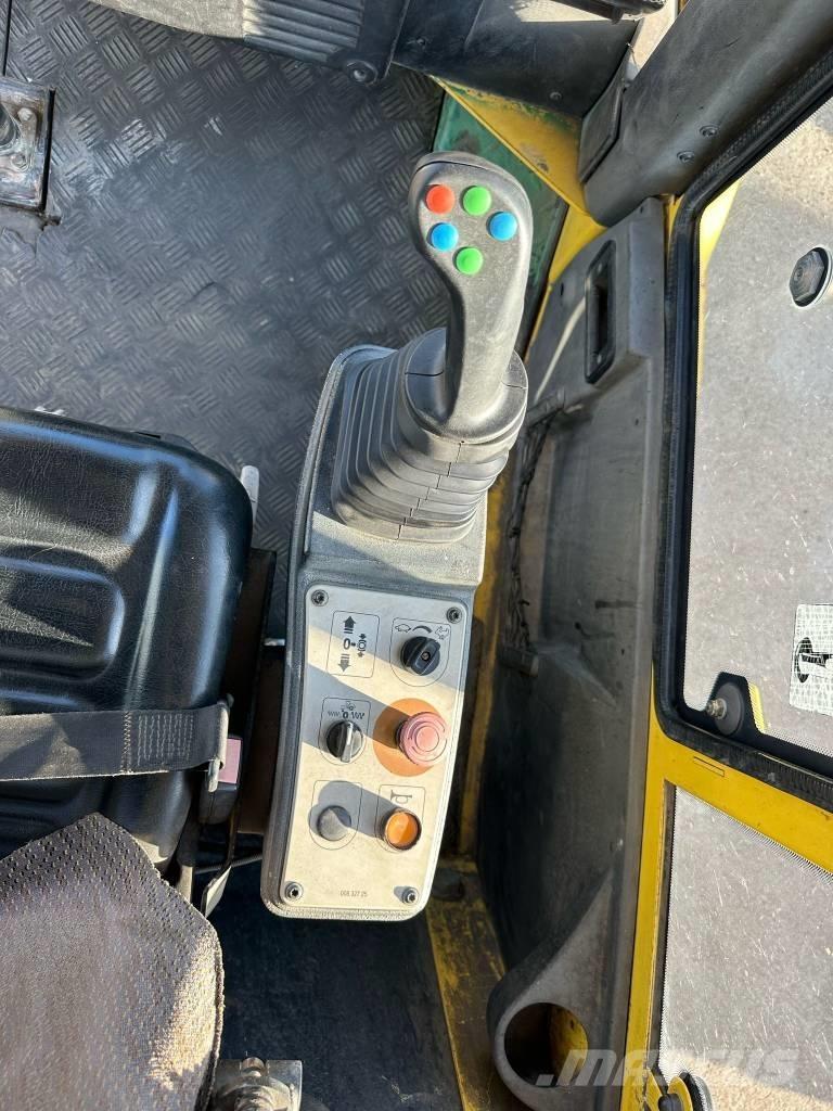 Bomag BW 219 D H-4 Ťahačové valce