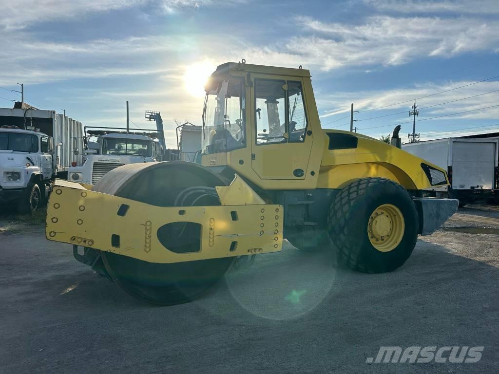 Bomag BW 219 D H-4 Ťahačové valce