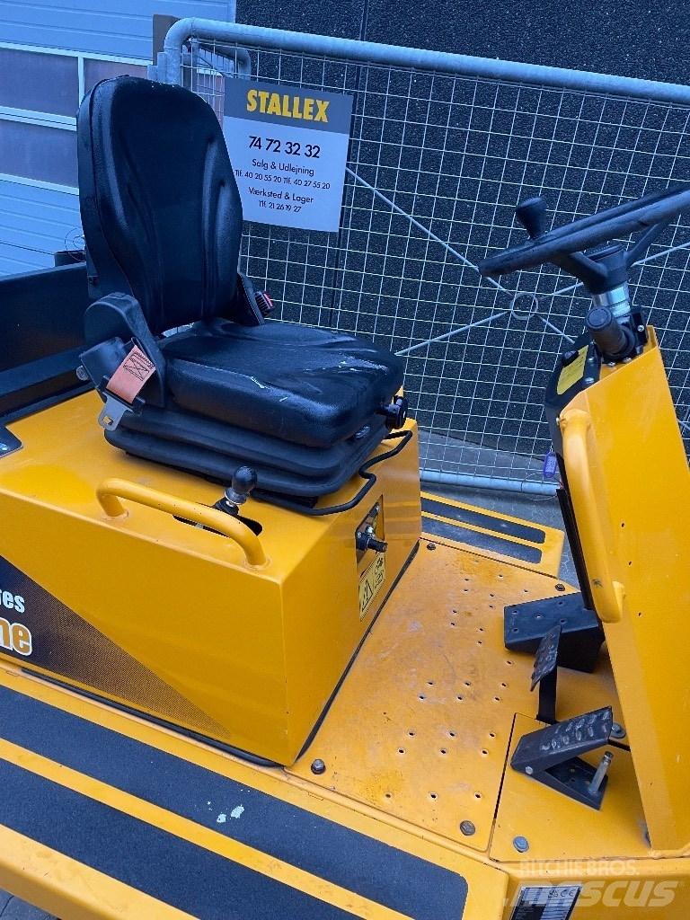 Thwaites 3 Ton Stavebné sklápače