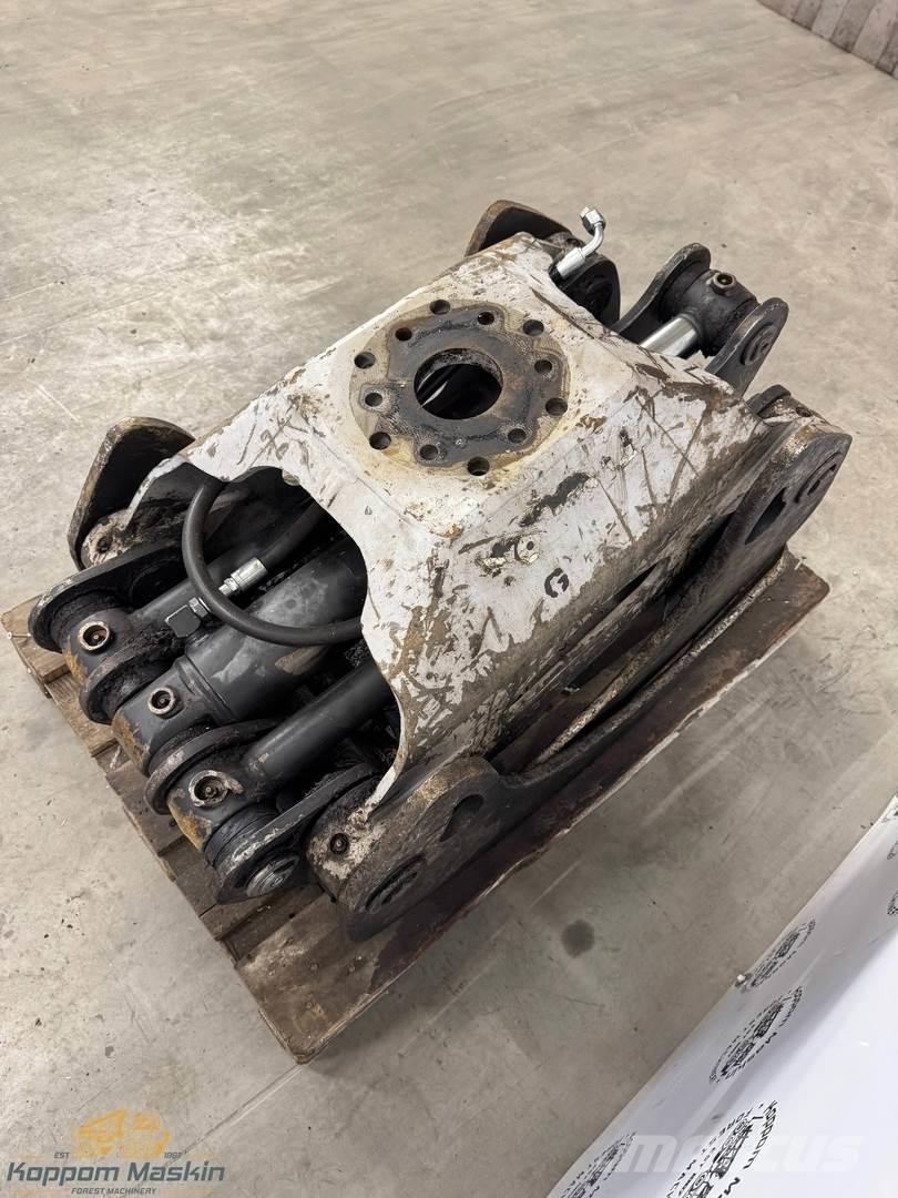 Valmet / Komatsu G36 Lodné háky