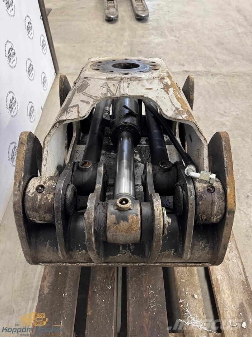 Valmet / Komatsu G36 Lodné háky