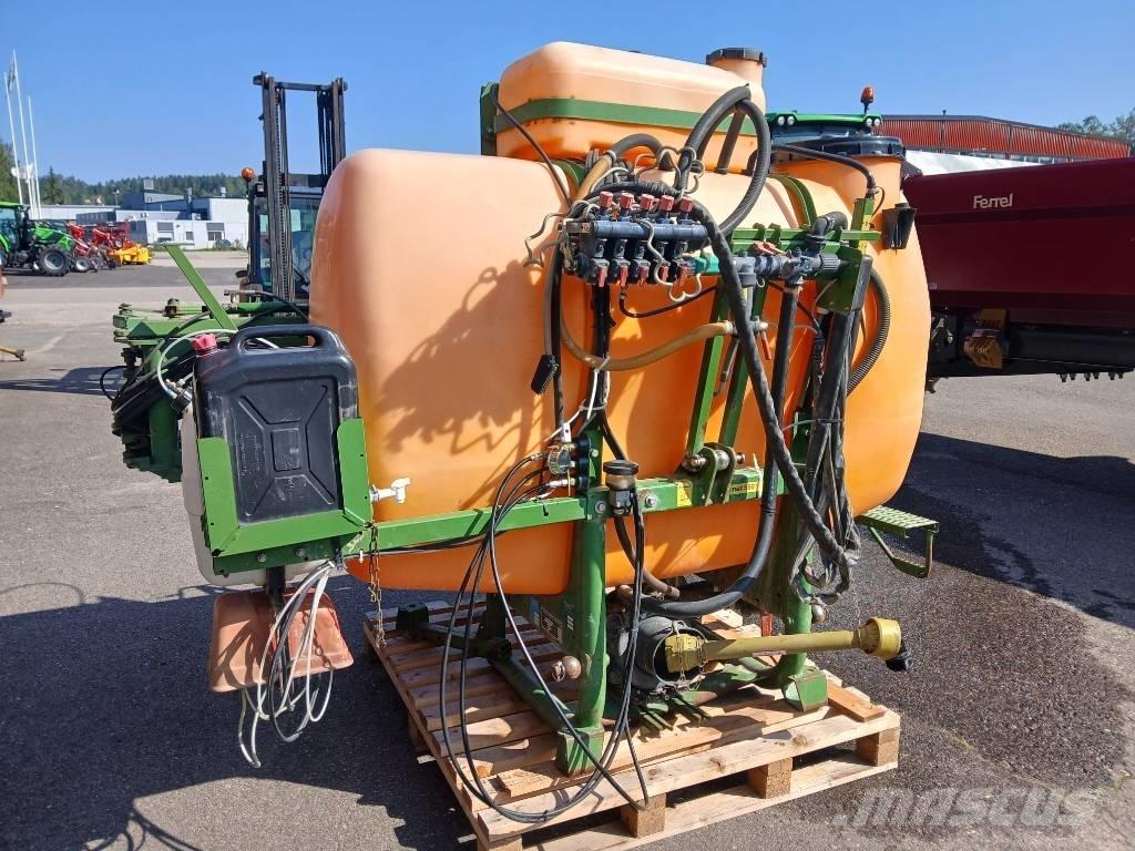 Amazone UF 1200 15m Nesené postrekovače