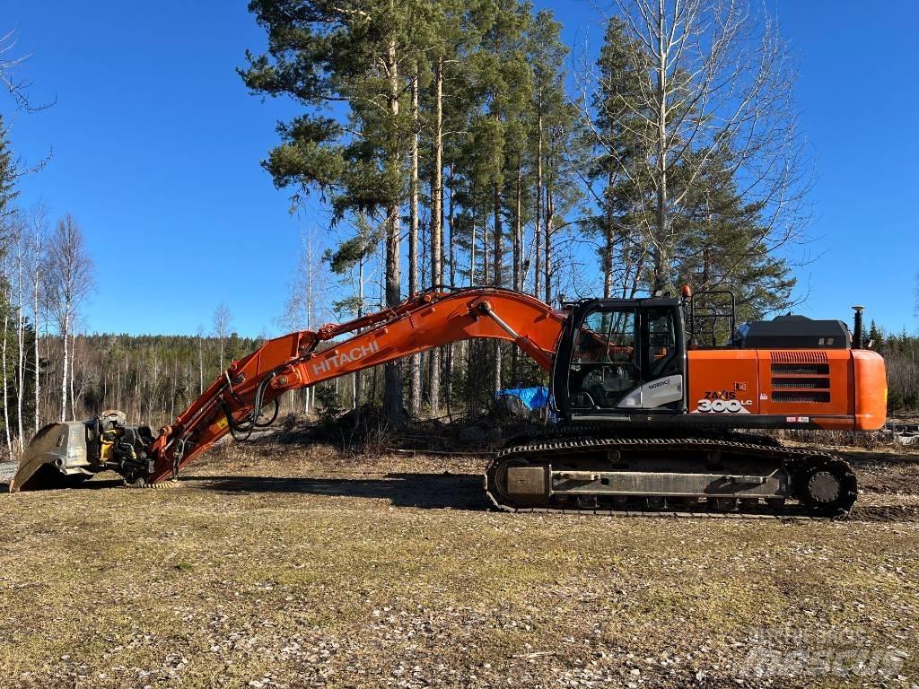 Hitachi ZX 300 LC-6 Pásové rýpadlá