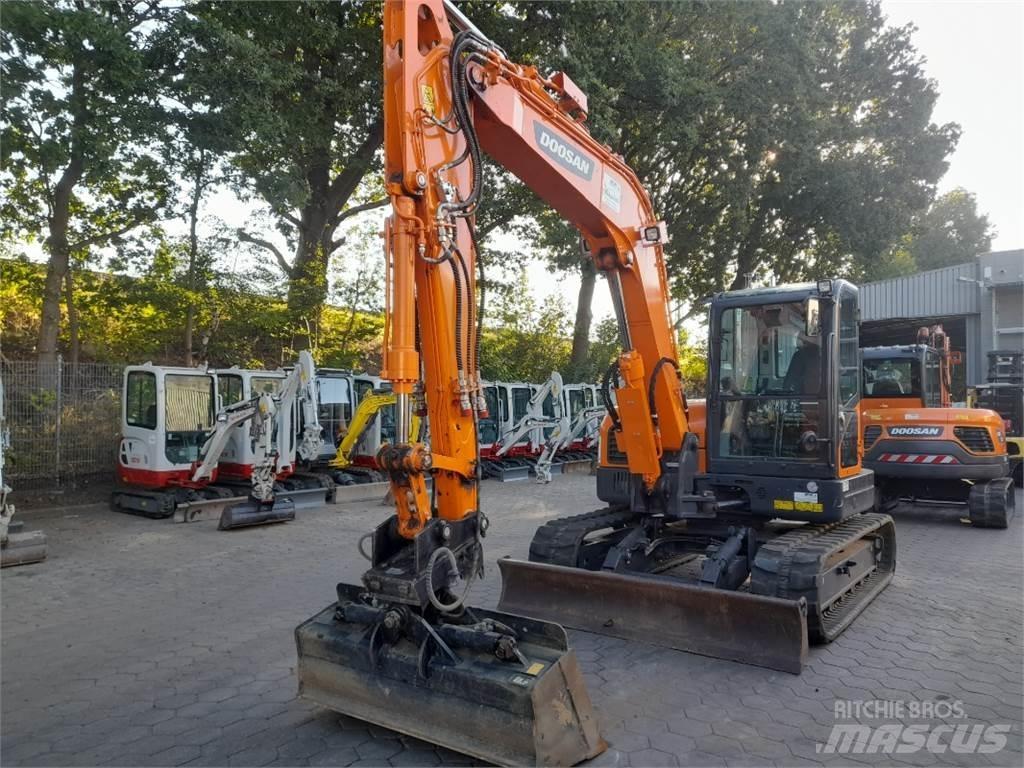 Doosan DX85R-3 Midi rýpadlá 7 t - 12 t