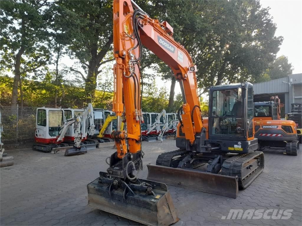 Doosan DX85R-3 Midi rýpadlá 7 t - 12 t