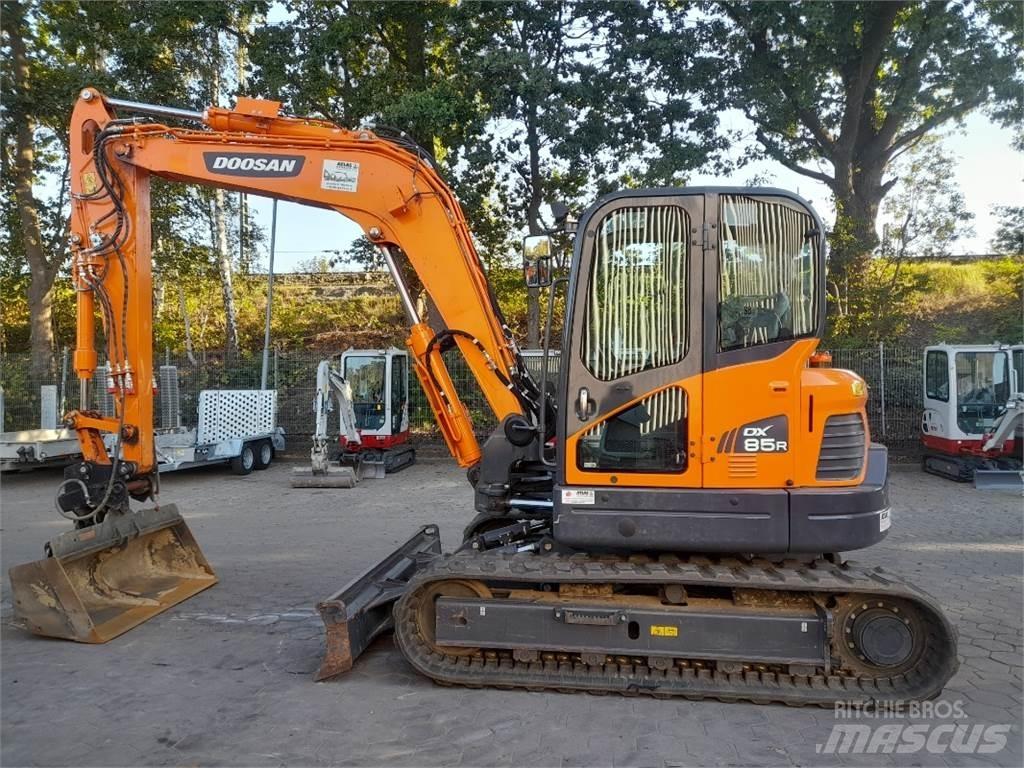 Doosan DX85R-3 Midi rýpadlá 7 t - 12 t