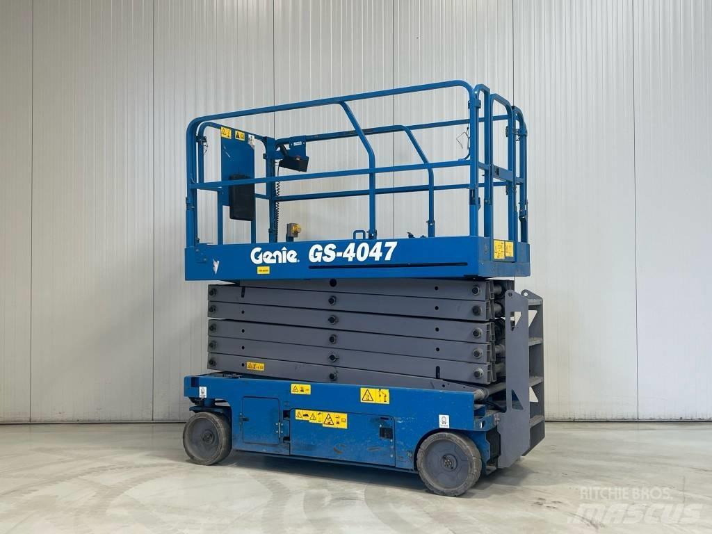 Genie GS-4047 Nožnicové zdvíhacie plošiny