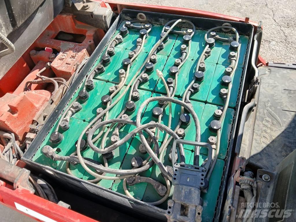 Linde E16P-01 Akumulátorové vozíky