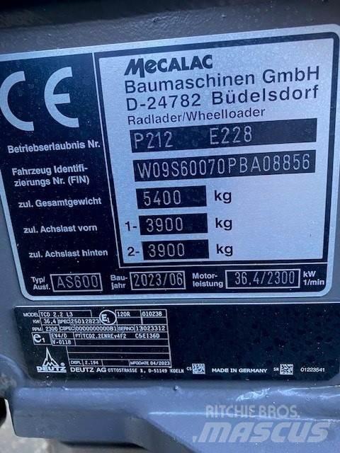 Mecalac AS600 Kolesové nakladače
