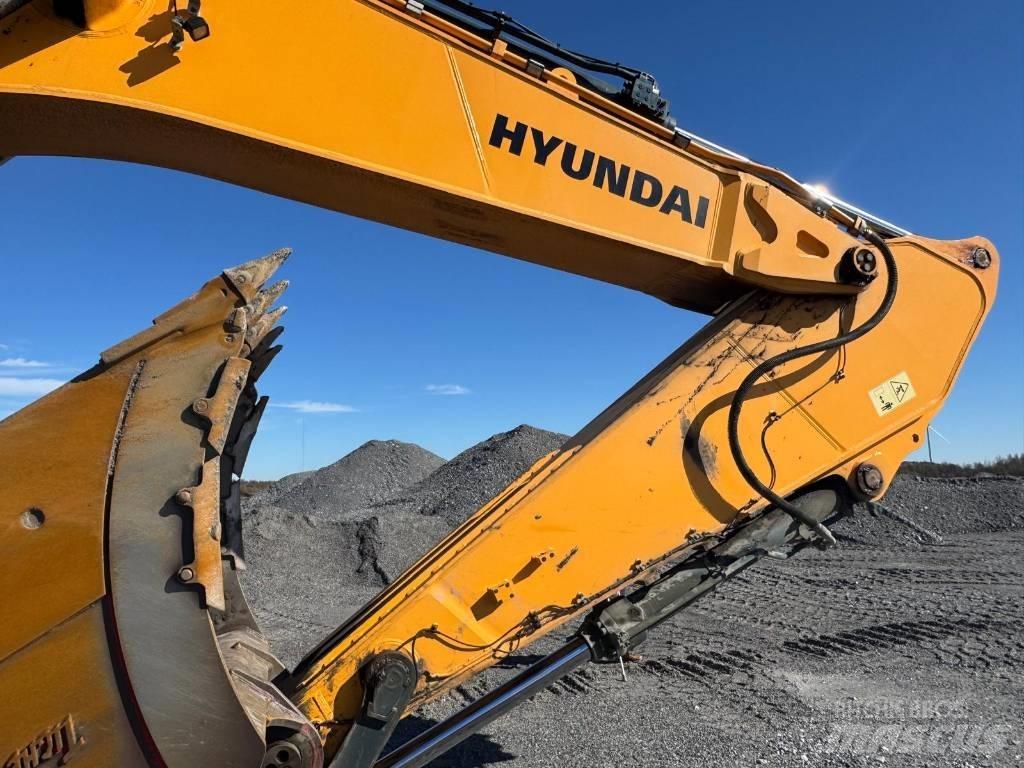 Hyundai HX 900 L Pásové rýpadlá