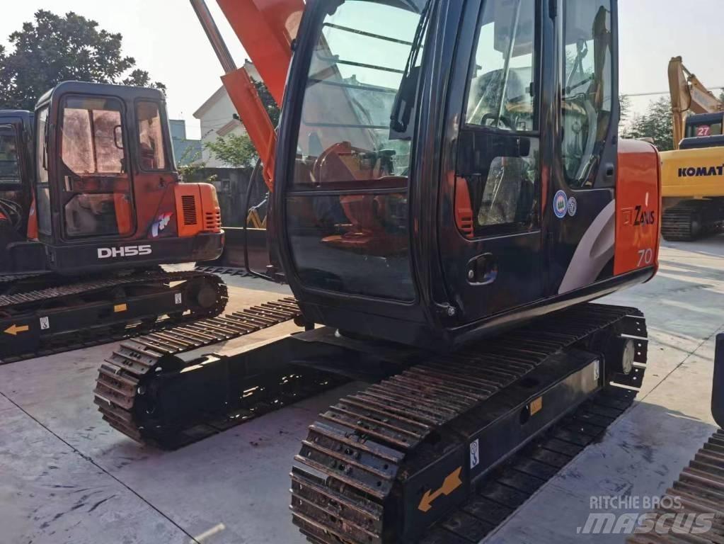 Hitachi ZX 70 Midi rýpadlá 7 t - 12 t
