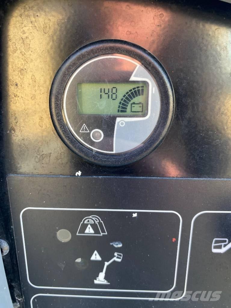 Genie GR 20 J Vertikálne stĺpové výťahy