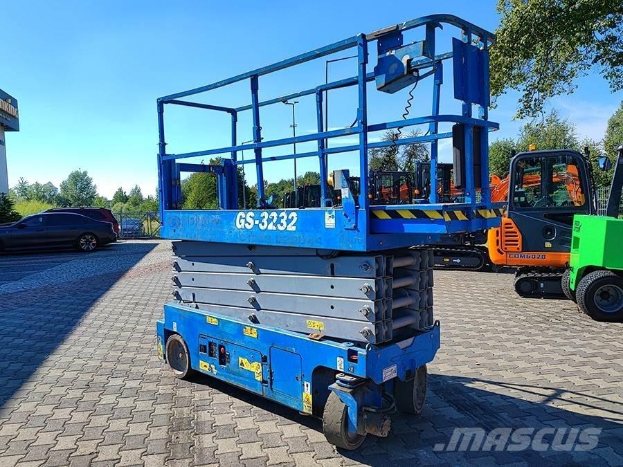Genie GS-3232 Nožnicové zdvíhacie plošiny
