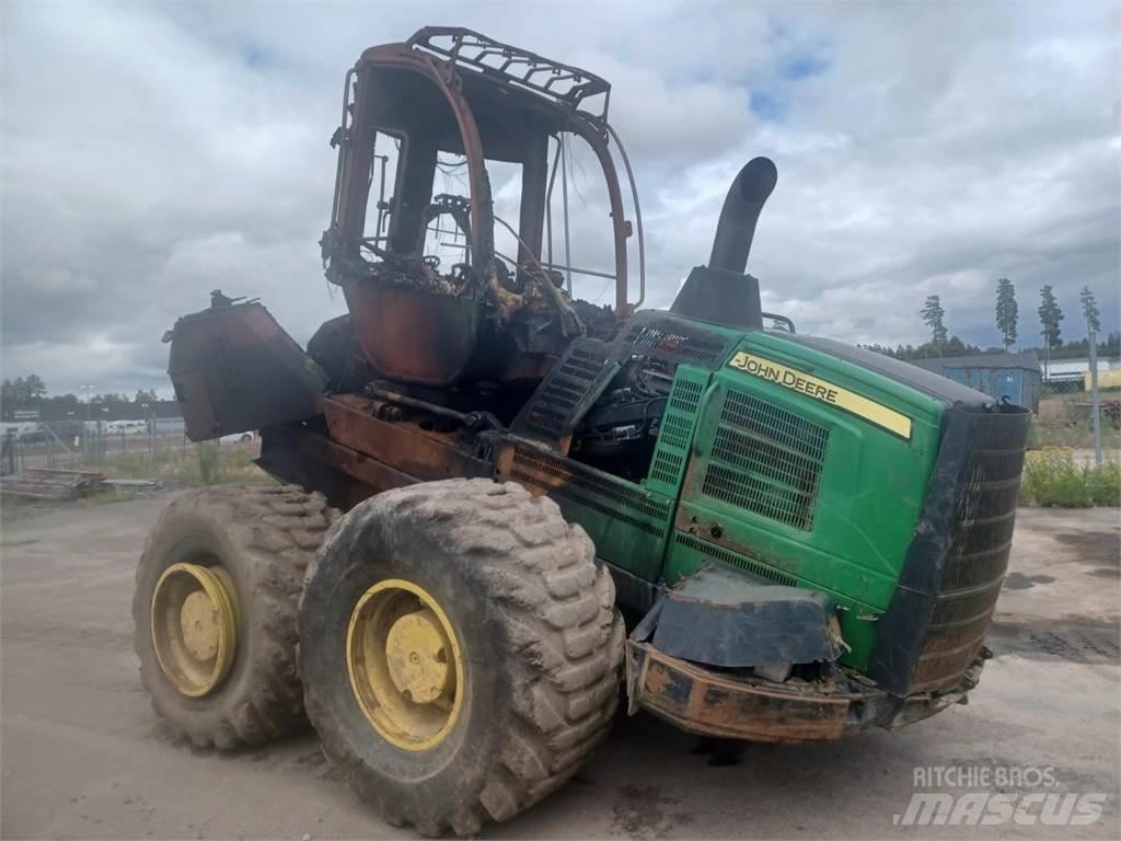 John Deere 1910G Lesné traktory
