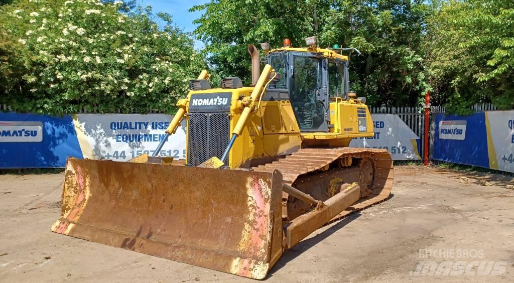 Komatsu D65PX-18 Pásové dozéry