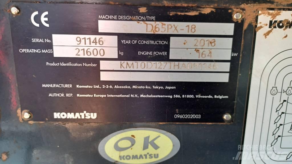 Komatsu D65PX-18 Pásové dozéry
