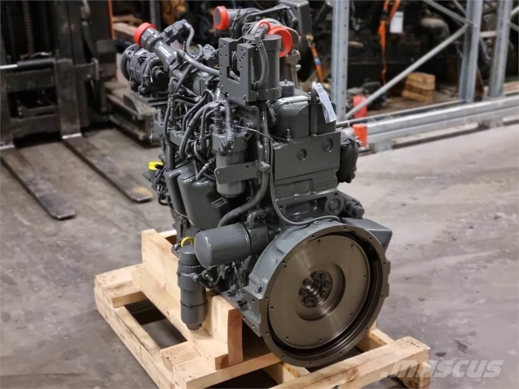 Komatsu 49 AWF Motory