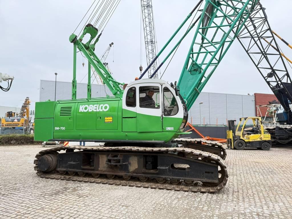 Kobelco BM 700 Pásové žeriavy