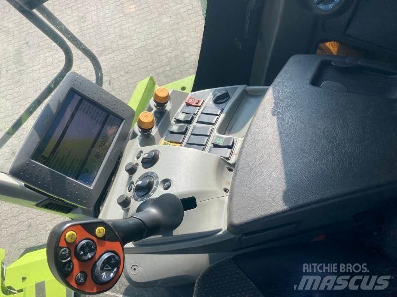 CLAAS LEXION 620 Kombinované zberacie stroje