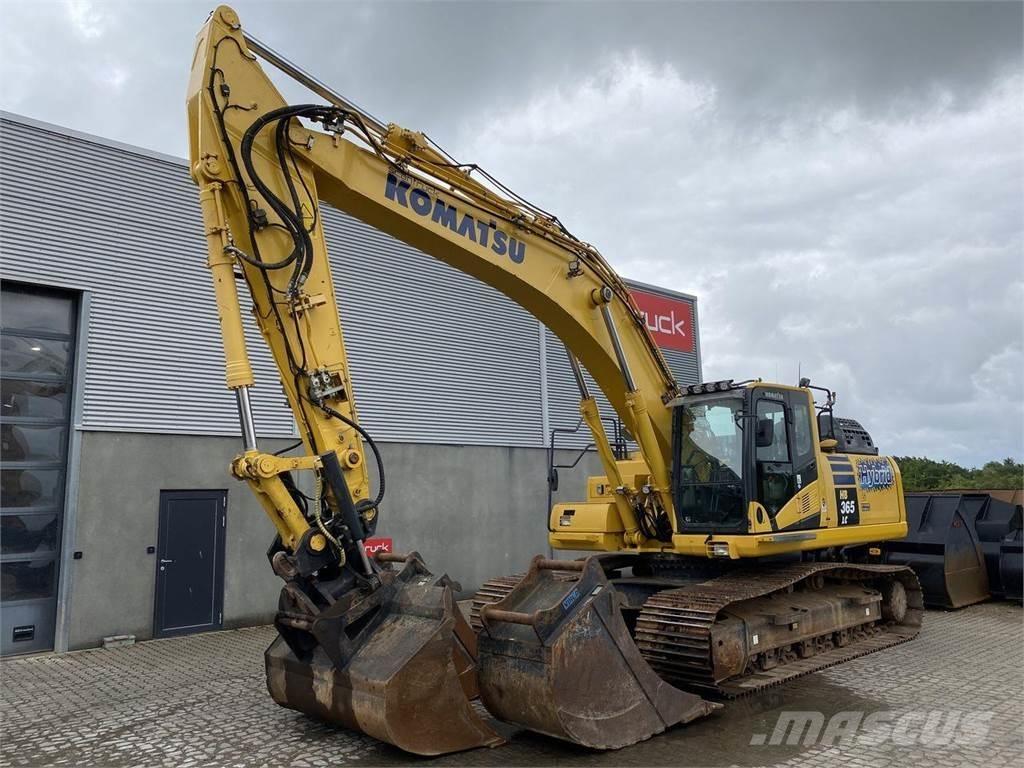 Komatsu HB365LC-3 Pásové rýpadlá