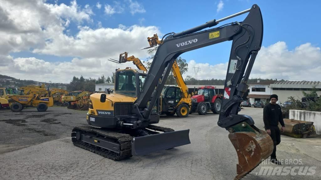 Volvo ECR 88 D Midi rýpadlá 7 t - 12 t
