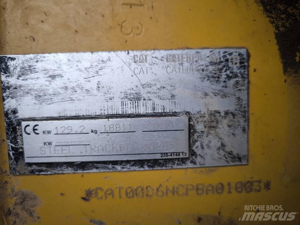 CAT D 6 N Pásové dozéry