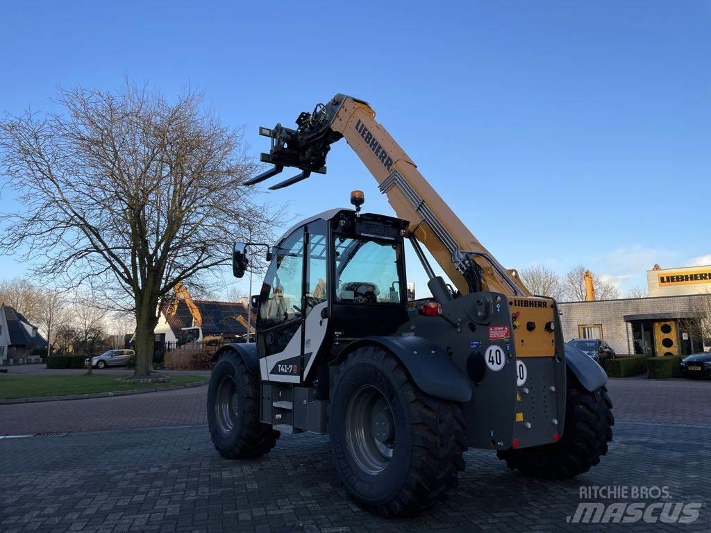 Liebherr T41-7 Teleskopické manipulátory