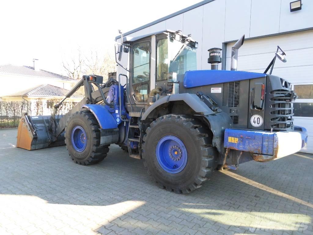 Hitachi ZW 180 Kolesové nakladače