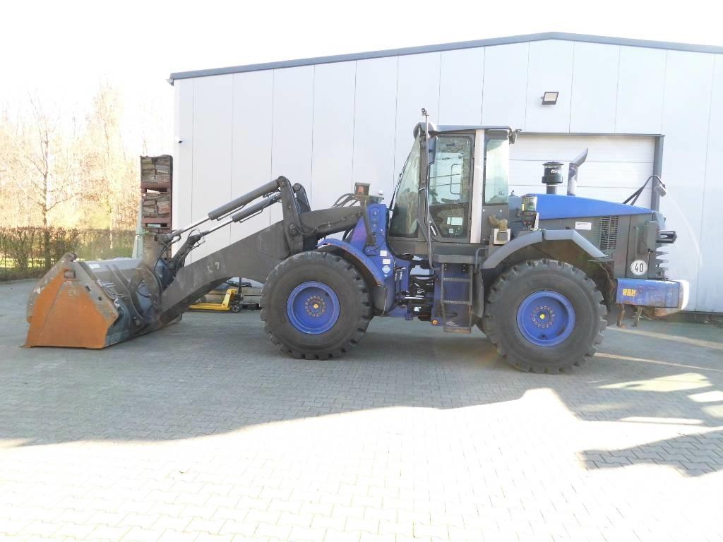 Hitachi ZW 180 Kolesové nakladače