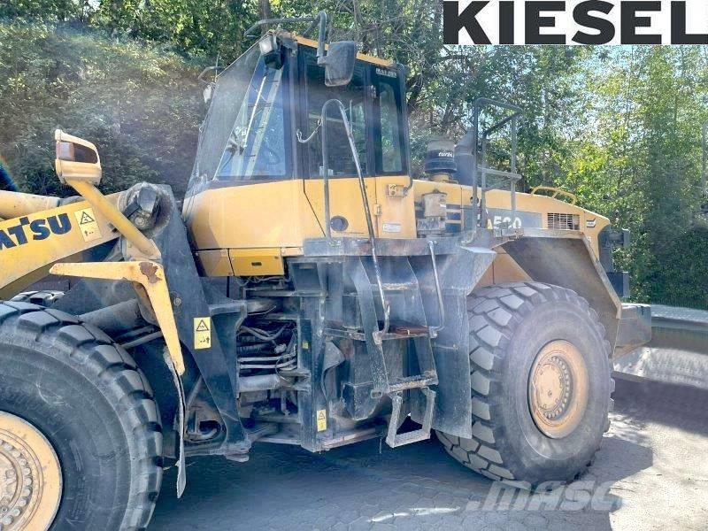 Komatsu WA 500-6 Kolesové nakladače