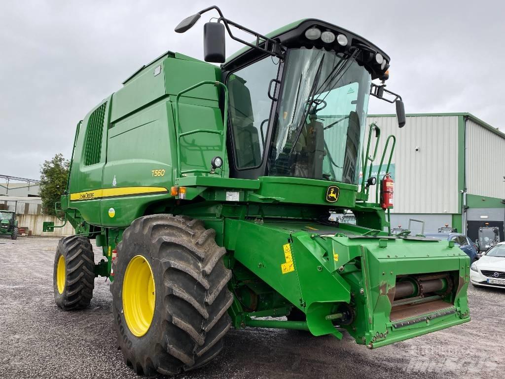 John Deere T 560 Kombinované zberacie stroje